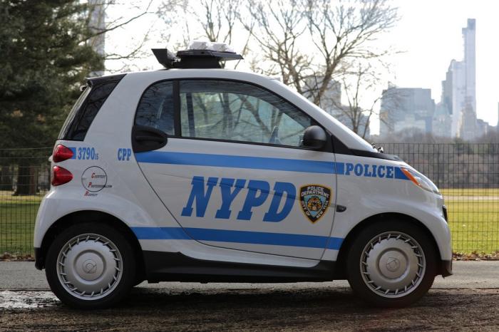 Новая машина полиции Нью-Йорка (3 фото)