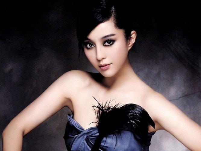 Самые красивые актрисы-азиатки (11 фото)