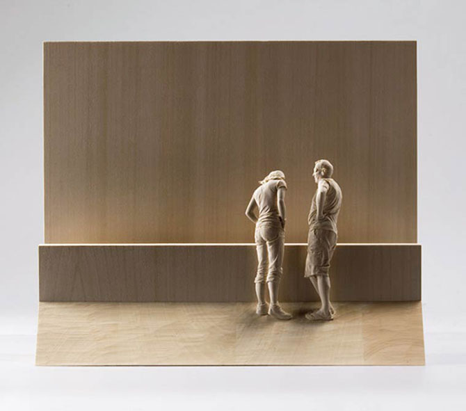 Невероятно реалистичные деревянные скульптуры людей (18 фото)