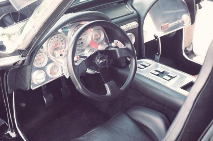 Corvette C2 со среднемоторной компоновкой (11 фото)