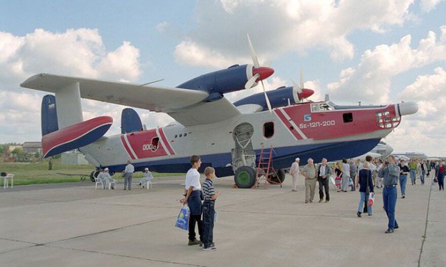 Самолет-амфибия Бе-12 «Чайка» (7 фото)
