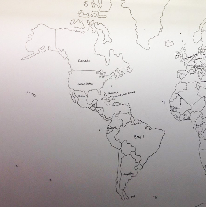 11-летний мальчик-аутист нарисовал по памяти карту мира (4 фото)