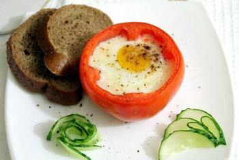 7 необычных и простых рецептов яичницы к завтраку (8 фото)