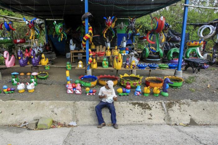 Вторая жизнь покрышек в Никарагуа (19 фото)