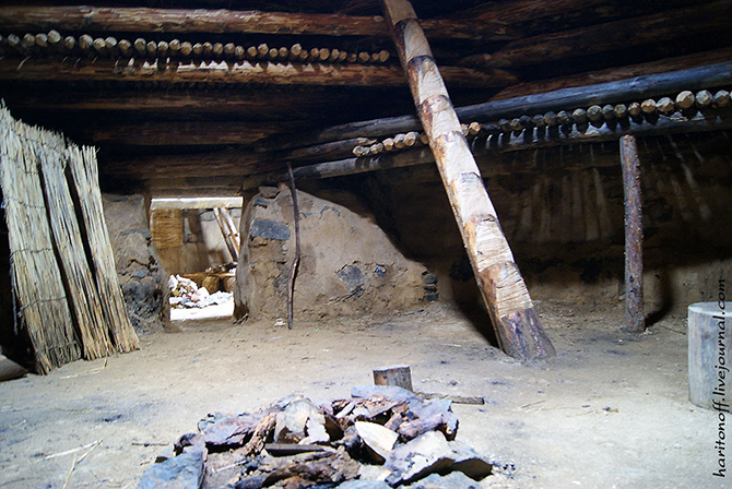 Экскурсия в жилище каменного века (21 фото)