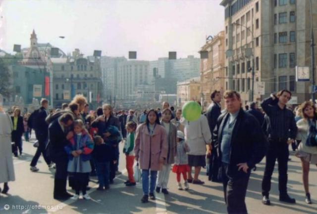 Москва в девяностые годы прошлого века (100 фото)