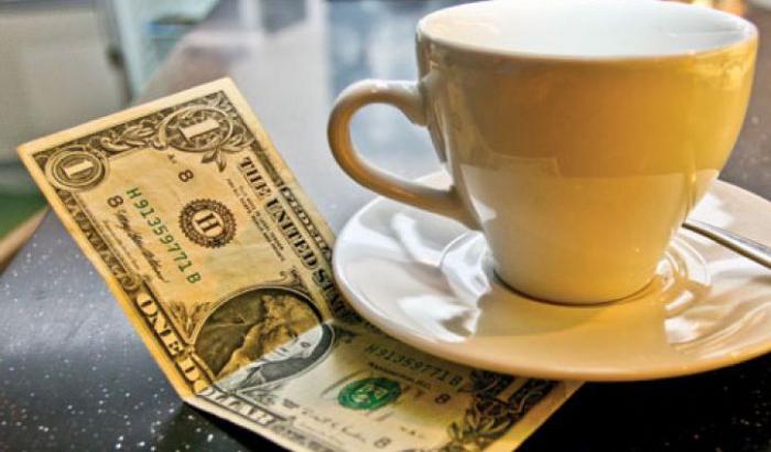 Щедрый посетитель ресторана оставил "на чай" 11 000 долларов (10 фото)