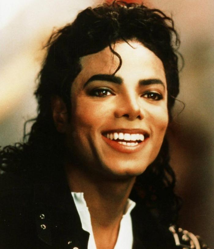 6 лет без Майкла Джексона: добрые поступки короля поп-музыки (13 фото)