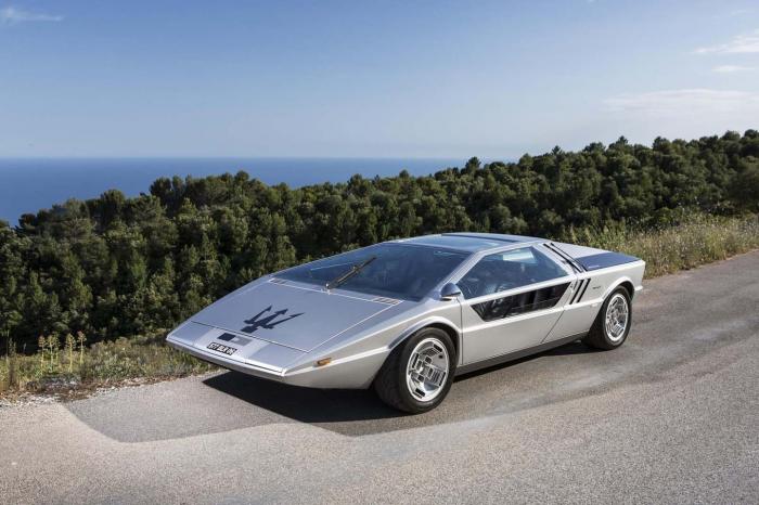 Продадут футуристический концепт от Maserati 70-х годов (22 фото)