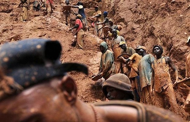 Золотая шахта Конго (12 фото)