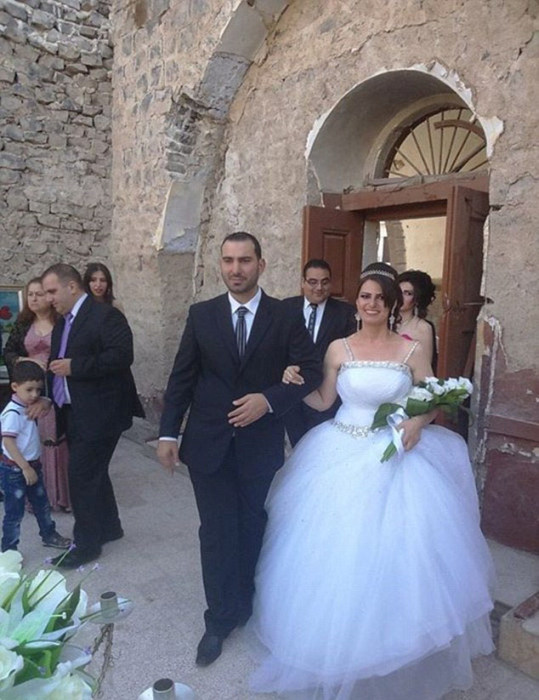 Свадьба в сирийских руинах (10 фото)