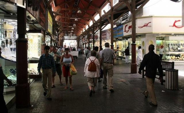 Золотой базар в центре Дубая (8 фото)