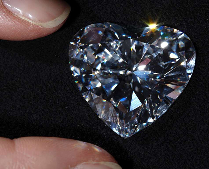 Самые дорогие драгоценные камни в мире (16 фото)