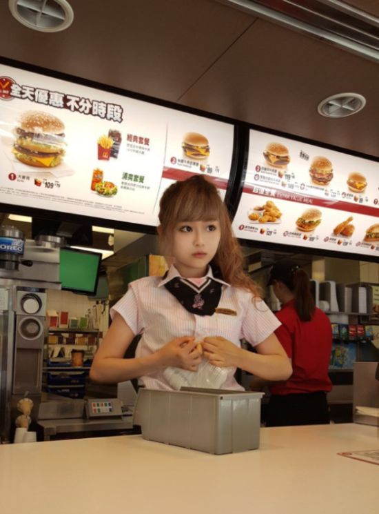    McDonalds (8 )