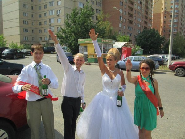 Яркие свадебные фото, после которых тебе расхочется жениться (40 фото)