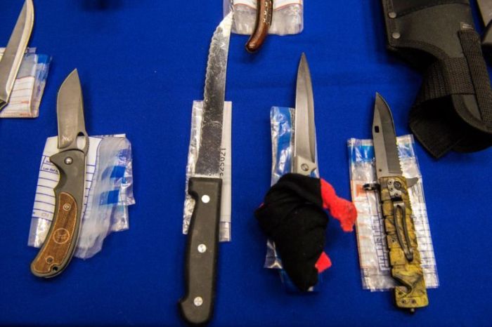 Полиция опубликовала фото оружия, изъятого на Ноттинг-Хиллском карнавале (7 фото)
