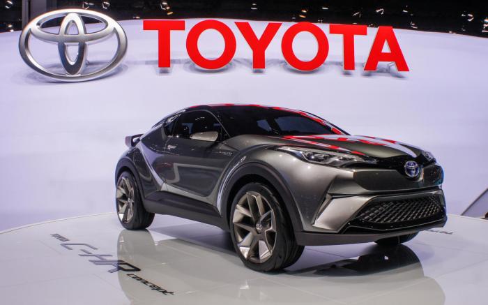 Toyota показала конкурента Nissan Juke (22 фото)