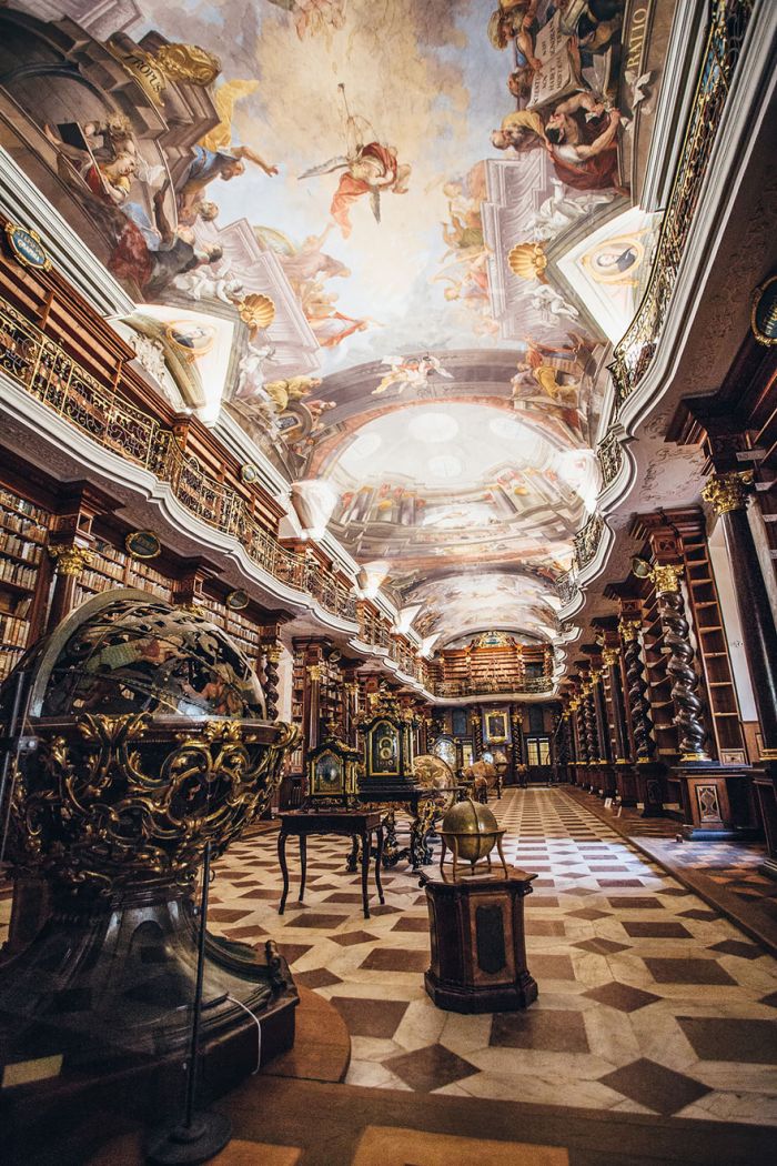 Национальная библиотека Чешской Республики  (7 фото)