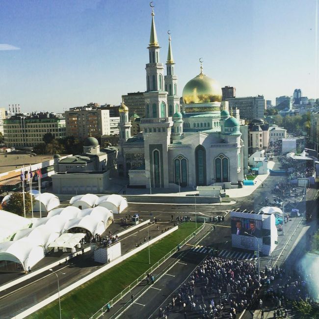 Торжественное открытие Московской соборной мечети (11 фото)