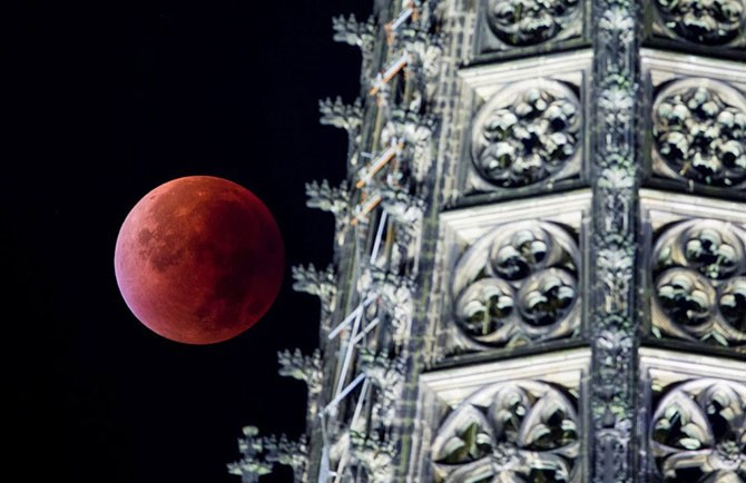 Фотографии "кровавой" Луны из разных уголков земли (26 фото)
