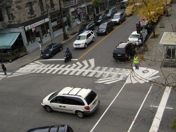 Прикольные пешеходные переходы (10 фото)