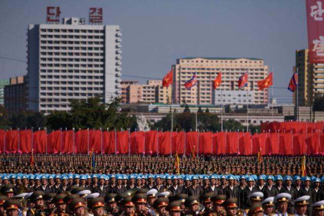 Северная Корея готова к войне с США (18 фото)