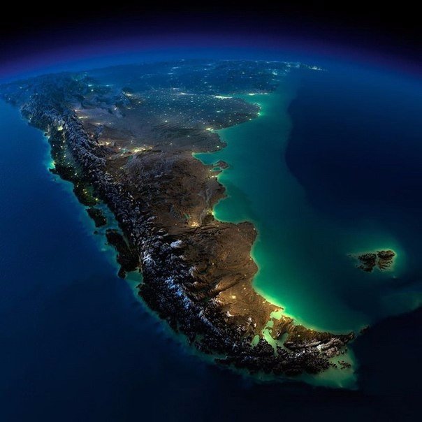 Агентство NASA представило новые невероятные фотографии Земли (10 фото)