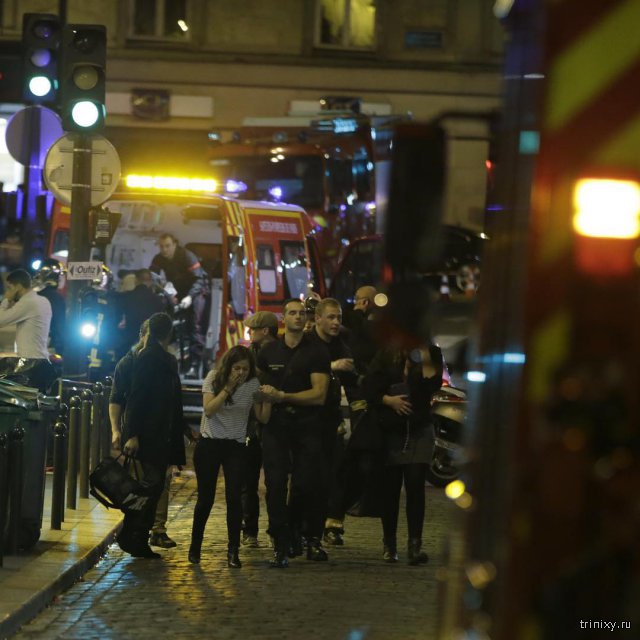 Теракты в Париже (10 фото)
