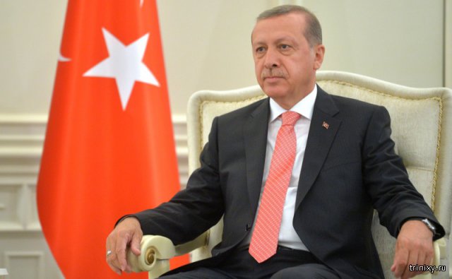 Минобороны обвинило президента Турции  в покупке нефти у ИГИЛ (2 фото)