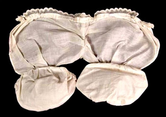  Как увеличивали грудь дамы XIX века (25 фото)