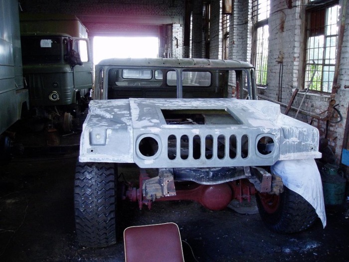  Самодельный Hummer H1 на базе ГАЗ-66 (10 фото)