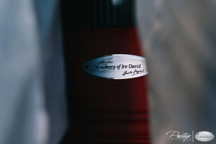 Pagani сделал особую Huayra для дилера в США (20 фото)