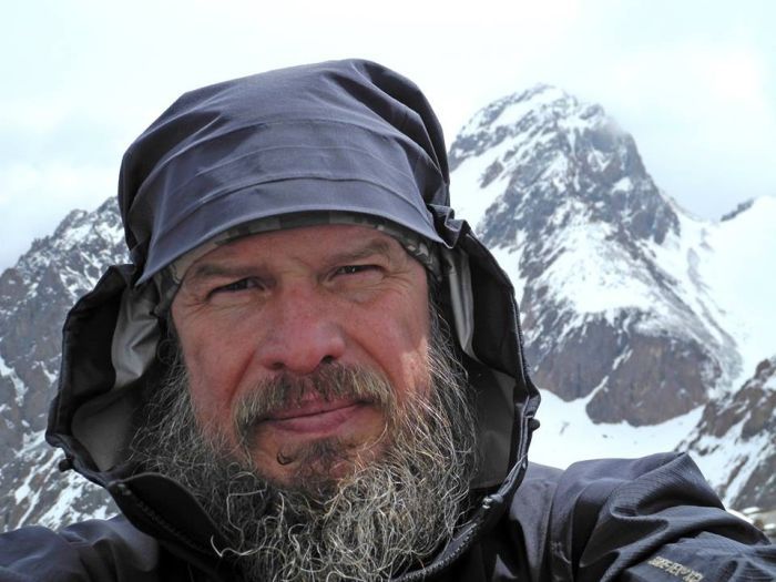 На афише голливудского фильма «Эверест» оказалось фото пика Чапаева  (8 фото)