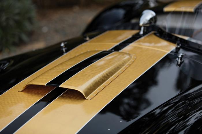 Shelby Cobra за 3 миллиона долларов (14 фото)