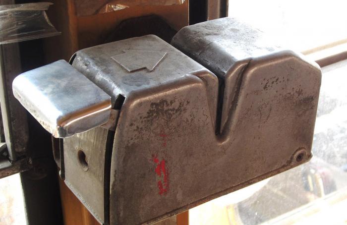 Интересные факты о дыроколе (6 фото) Интересные факты о дыроколе (6 фото)