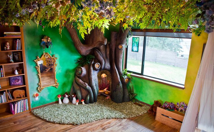 Самодельное дерево, превратившее комнату дочери в сказочный мир (12 фото)