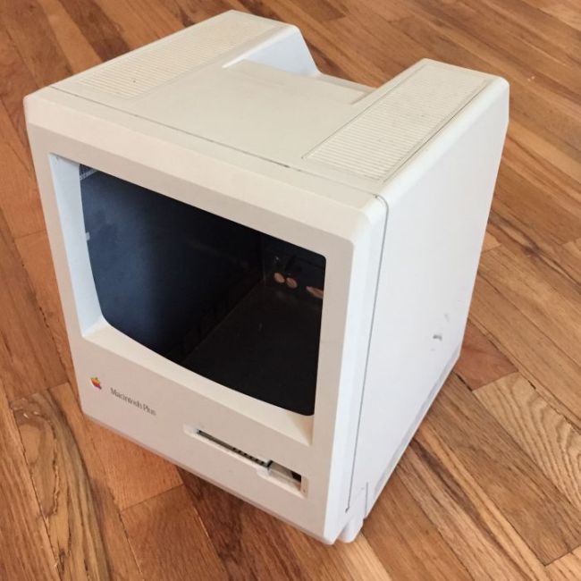 Самодельная урна из старого компьютера Apple Macintosh (24 фото)