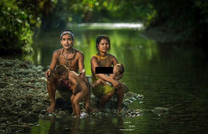 Ментавайцы - коренной народ Индонезии (22 фото)