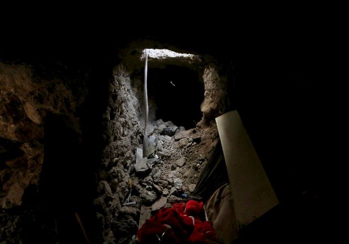 В освобожденном от ИГИЛ городе Синджар нашли сеть тоннелей (7 фото)