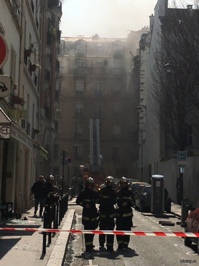 В жилом доме в центре Парижа произошел взрыв (5 фото)