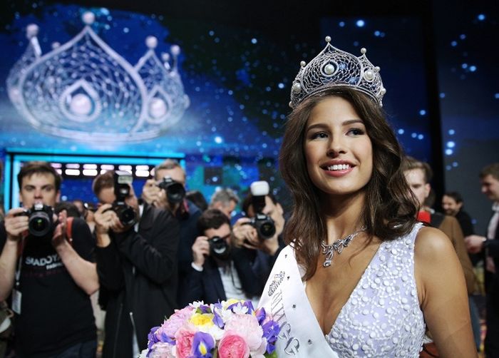 «Мисс Россия-2016» - Яна Добровольская из Тюмени (15 фото)
