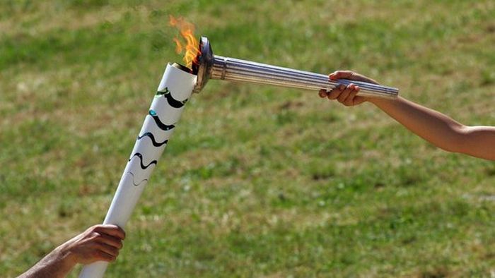 В Греции зажгли огонь Олимпиады-2016 (5 фото)