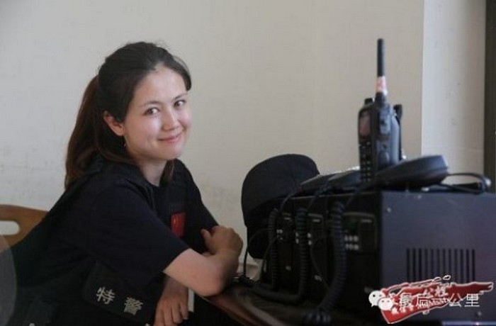 Няшная сотрудница монгольской полиции (8 фото)
