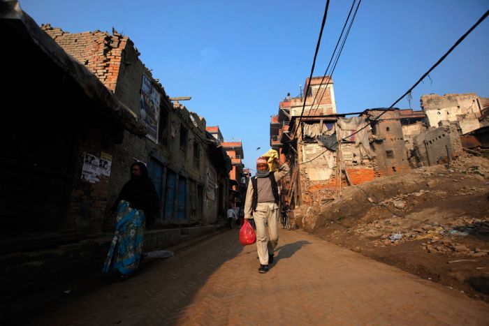 Непал спустя год после страшного землетрясения (15 фото)