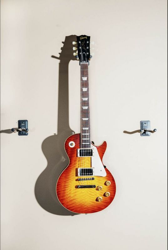 Мастерская по изготовлению кастомных гитар Gibson (12 фото)
