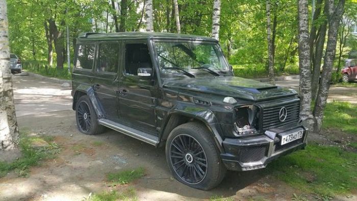  -    Mercedes-Benz G-Class (3 )