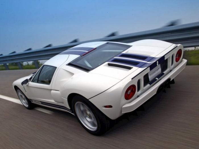   Ford GT40  Ford GT (8 )