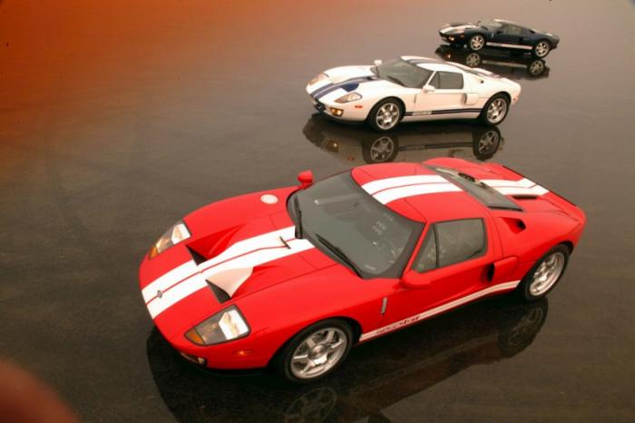  Ford GT40  Ford GT (8 )