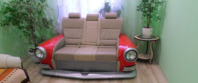Минчанин продает уникальный диван за 5700$ (4 фото)