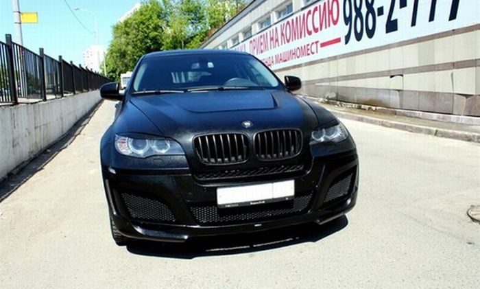 В Москве у безработного таджика угнали BMW за 2,5 миллиона рублей (2 фото)